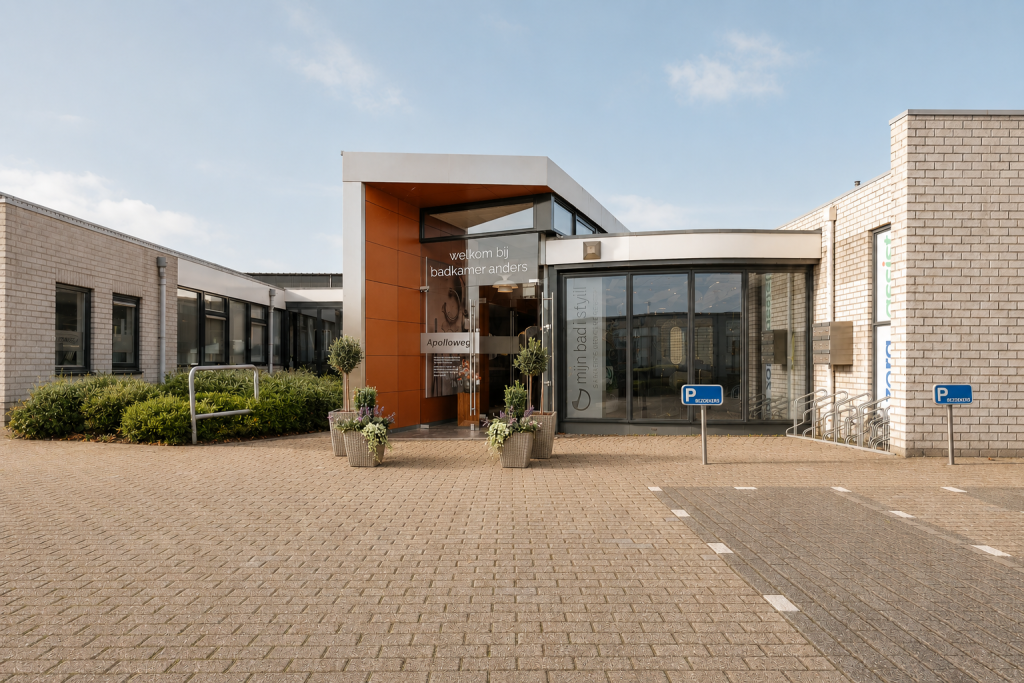 Showroom Badkamer Anders Leeuwarden verbouwen renoveren bad interieur sanitair 